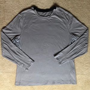 Lululemon athletica Men’s XL Gray Long Sleeve Shirt